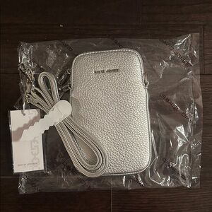 NWT David Jones Silver Crossbody Phone Bag